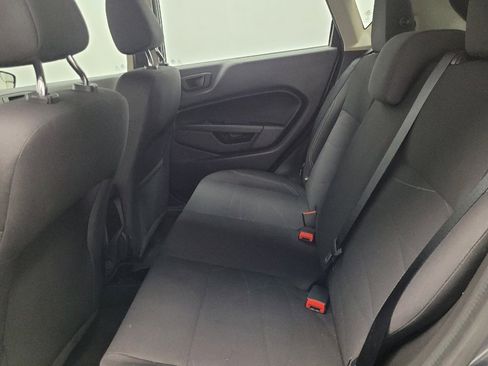 Used 2019 Ford Fiesta SE image 18