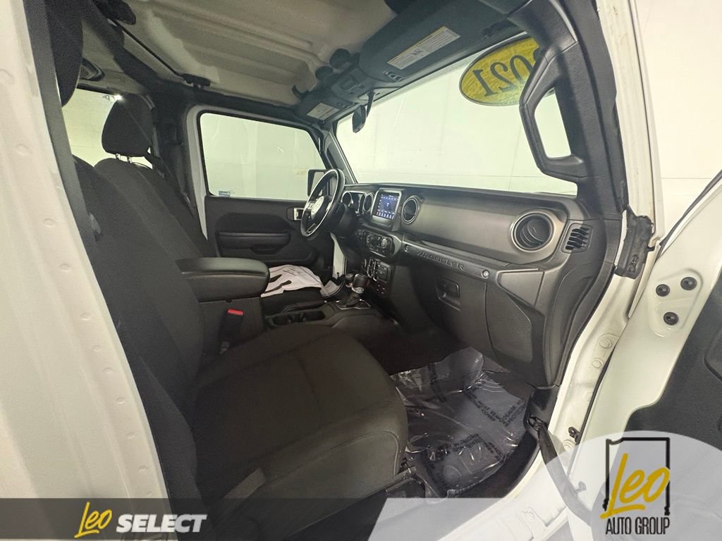 Used 2021 Jeep Wrangler Unlimited Sport AWD/4WD image 9