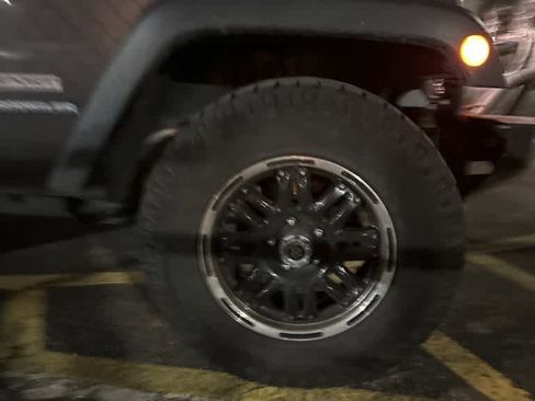 Used 2016 Jeep Wrangler Sport image 21