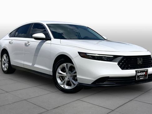 Used 2023 Honda Accord LX image 3