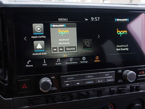 Used 2026 Nissan Frontier SV image 25