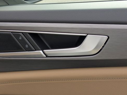 New 2026 Volkswagen Atlas Cross Sport SE image 32