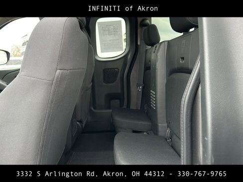 Used 2024 Nissan Frontier S w/ Technology Package image 29