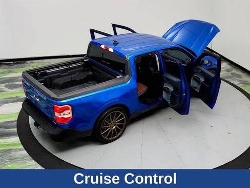 Used 2022 Ford Maverick Lariat w/ Lariat Luxury Package image 11