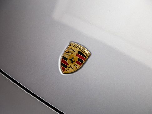 Certified 2023 Porsche 911 Targa 4S AWD/4WD image 12