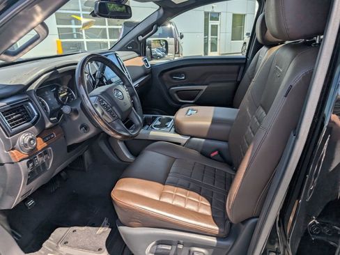Used 2021 Nissan Titan Platinum Reserve w/ Moonroof Package AWD/4WD image 14