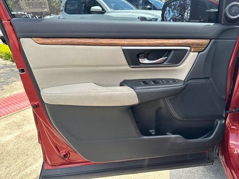 Used 2017 Honda CR-V EX image 11