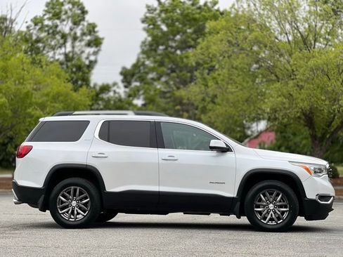 Used 2017 GMC Acadia SLT w/ LPO, Floor Liner Package AWD/4WD image 4