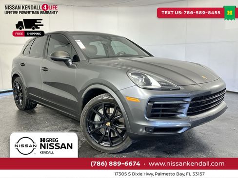 Used 2020 Porsche Cayenne S image 1