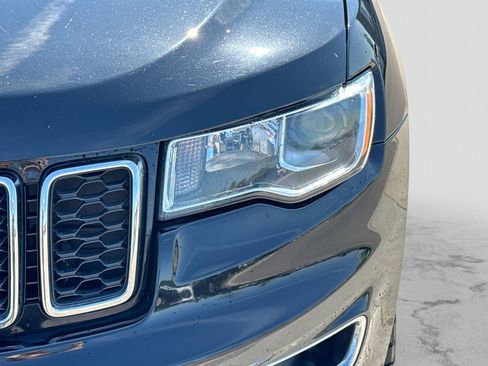 Used 2017 Jeep Grand Cherokee Limited AWD/4WD image 13