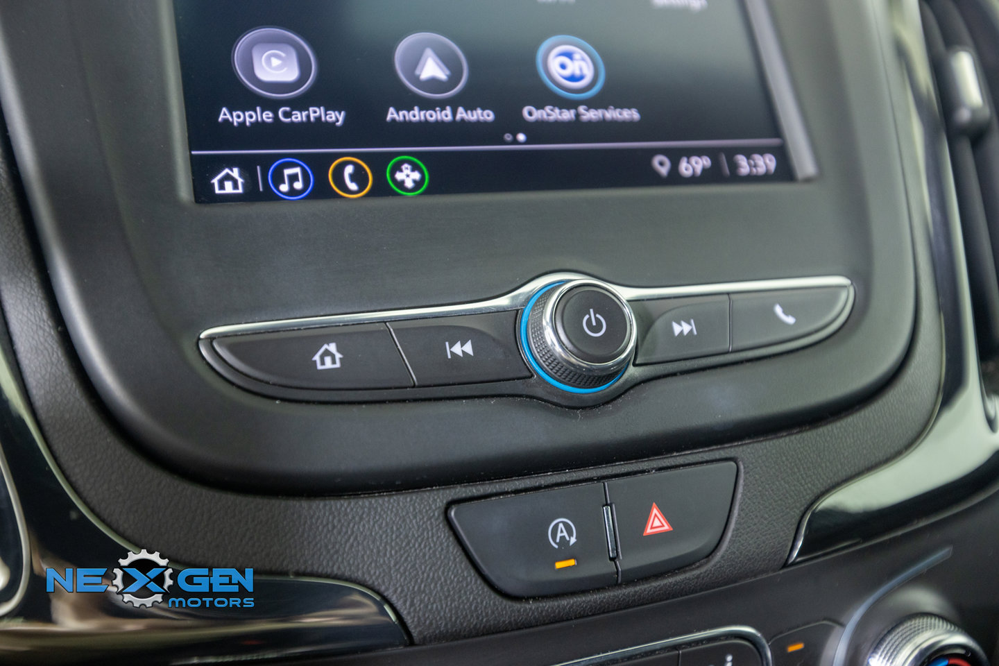 Used 2022 Chevrolet Equinox RS w/ LPO, Floor Liner Package FWD image 21