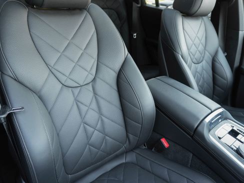 Certified 2024 BMW X6 xDrive40i w/ Premium Package image 14