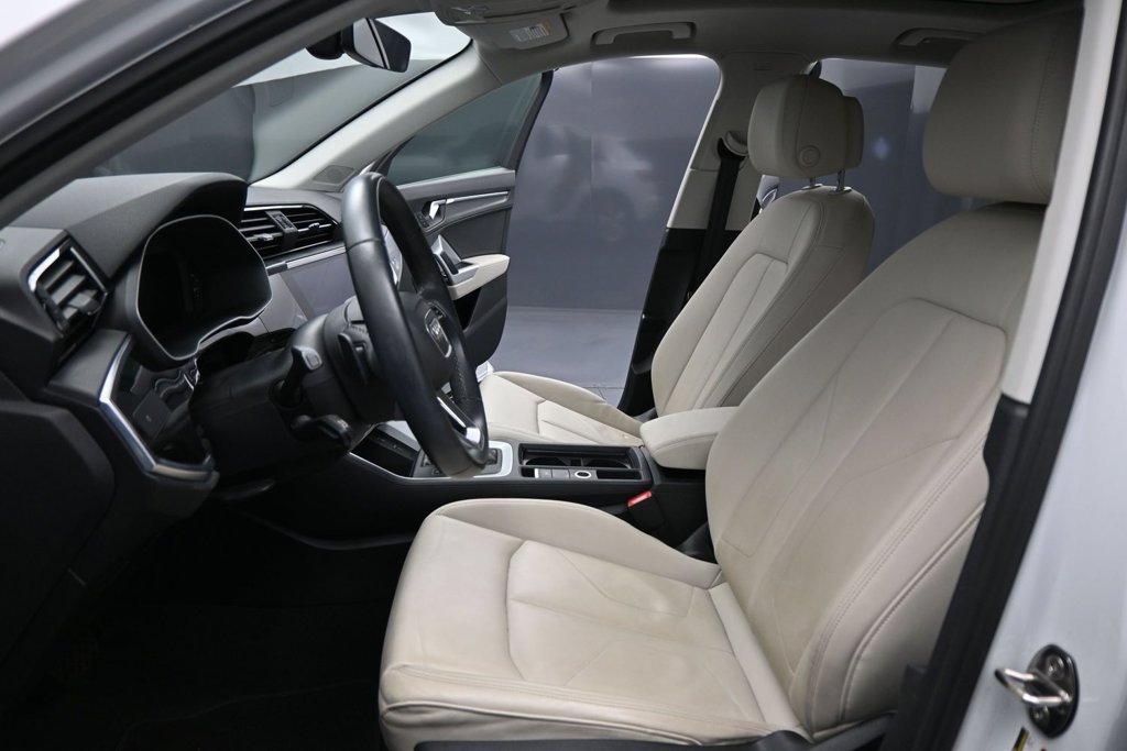 Used 2021 Audi Q3 2.0T Premium w/ Convenience Package AWD/4WD image 10