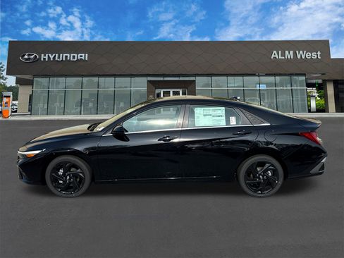 Used 2026 Hyundai Elantra SEL Sport image 8