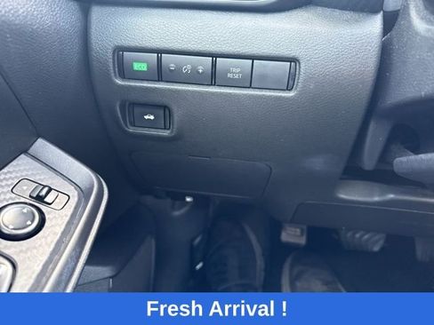 Used 2024 Nissan Sentra S image 8