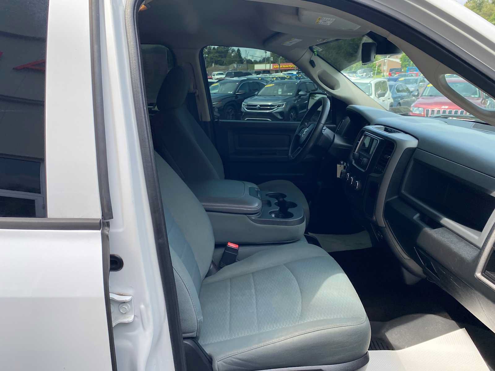 Used 2016 RAM 1500 Express AWD/4WD image 24