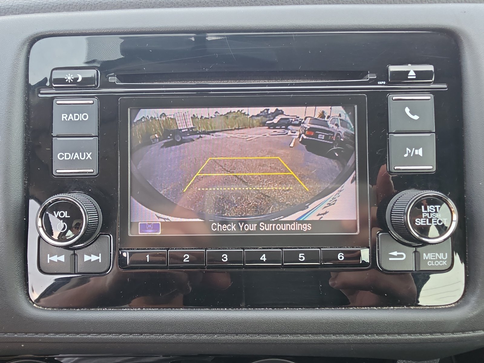 Used 2018 Honda HR-V LX image 17