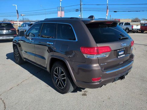Used 2019 Jeep Grand Cherokee Overland image 6