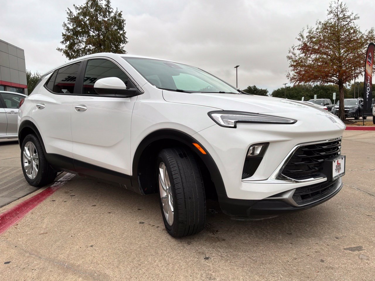 Used 2025 Buick Encore GX Preferred FWD image 4