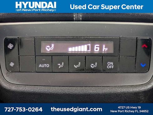 Used 2024 Nissan Pathfinder SV w/ Lighting Package (N92) FWD image 18