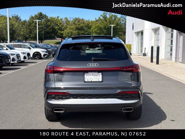 Used 2025 Audi Q5 Premium w/ Convenience Package AWD/4WD image 5