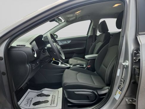 Certified 2024 Kia Forte LXS FWD image 10