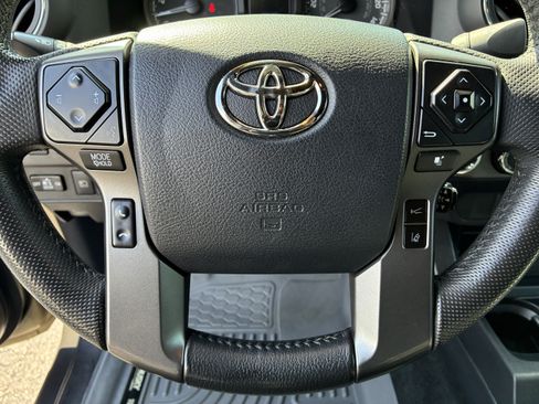 Used 2020 Toyota Tacoma TRD Off-Road AWD/4WD image 24