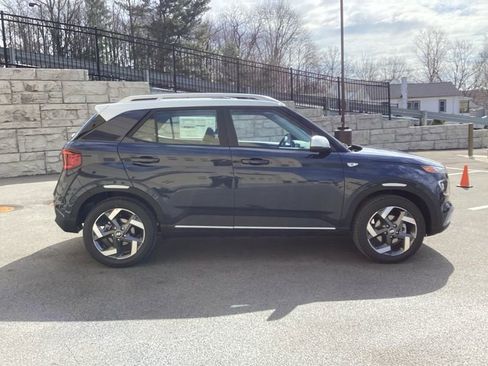 New 2026 Hyundai Venue SEL image 10