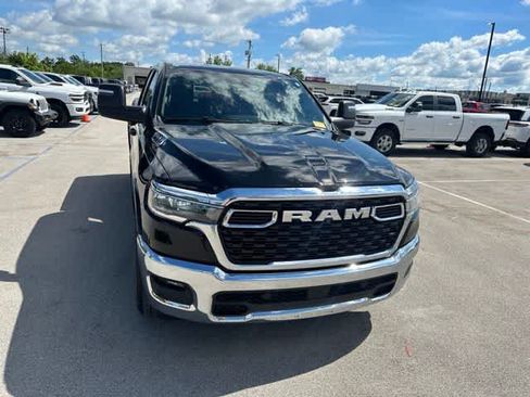 Used 2025 RAM 1500 Big Horn AWD/4WD image 28