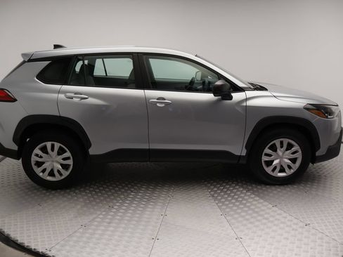 Certified 2022 Toyota Corolla Cross L FWD image 7