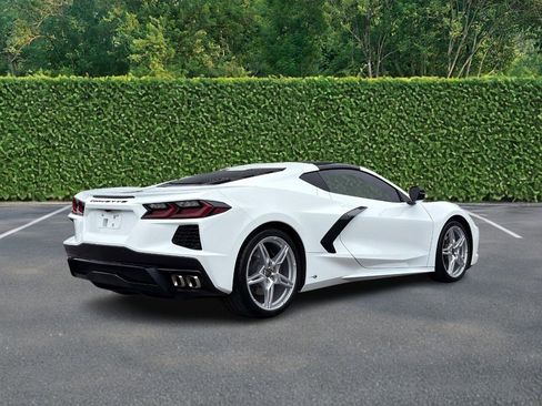 Used 2020 Chevrolet Corvette Stingray Coupe w/ 1LT RWD image 3