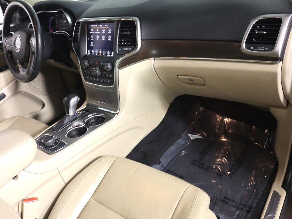Used 2018 Jeep Grand Cherokee Limited AWD/4WD image 42