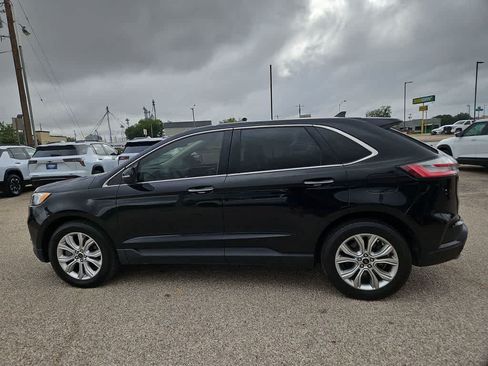 Used 2023 Ford Edge Titanium AWD/4WD image 5