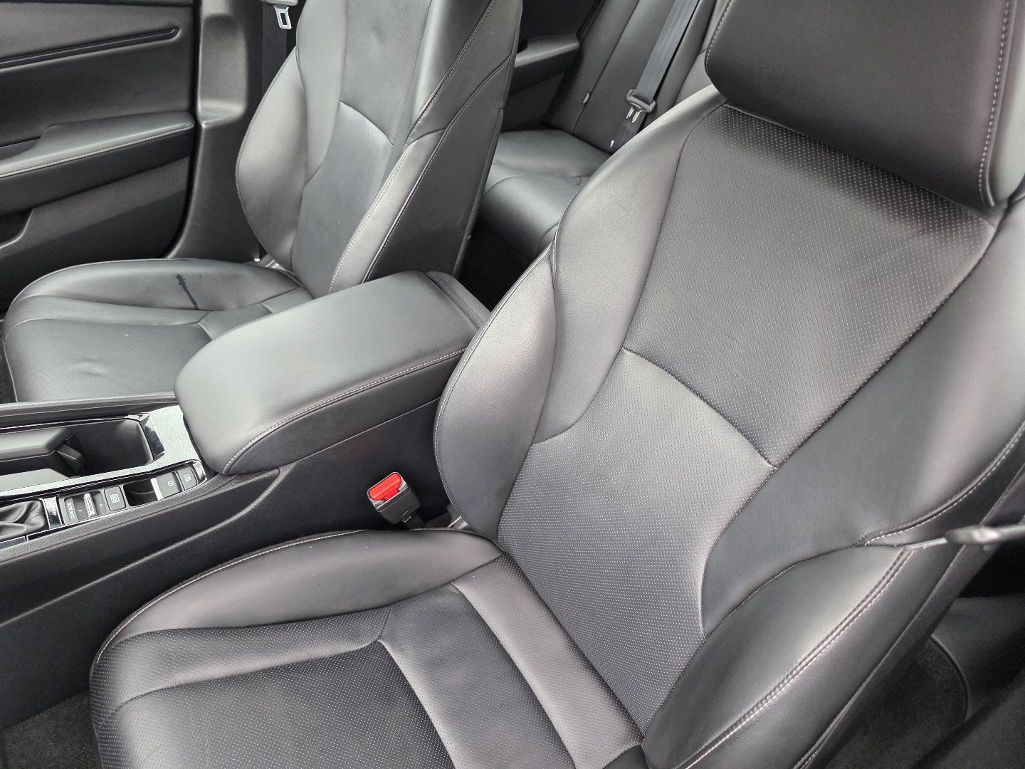 Used 2023 Honda Accord Sport image 17