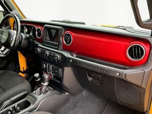 Used 2020 Jeep Wrangler Unlimited Rubicon w/ Cold Weather Group image 16