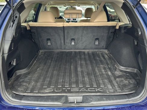 Used 2015 Subaru Outback 3.6R Limited image 14