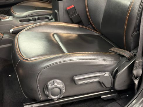 Used 2021 Jeep Gladiator Mojave image 16