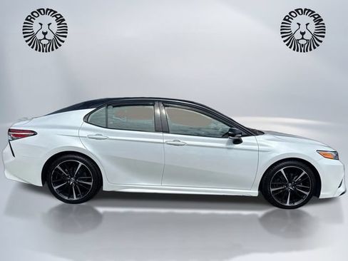 Used 2020 Toyota Camry XSE w/ Driver Assist Package FWD image 5