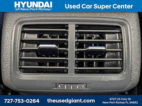 Used 2017 Volkswagen Golf Alltrack SE AWD/4WD image 17