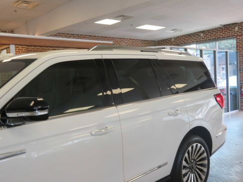 Used 2020 Lincoln Navigator Reserve w/ Luxury Package image 79