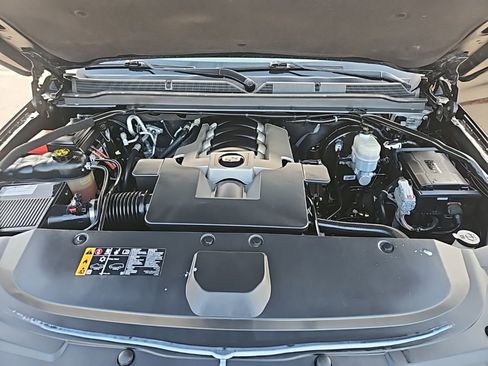 Used 2019 Cadillac Escalade Platinum image 44