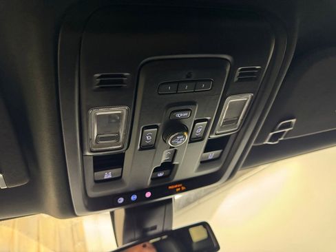 Used 2022 GMC Yukon Denali AWD/4WD image 34