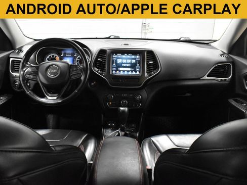 Used 2020 Jeep Cherokee Trailhawk w/ Cold Weather Group AWD/4WD image 2