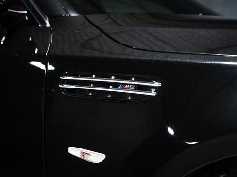 Used 2007 BMW M5 image 15