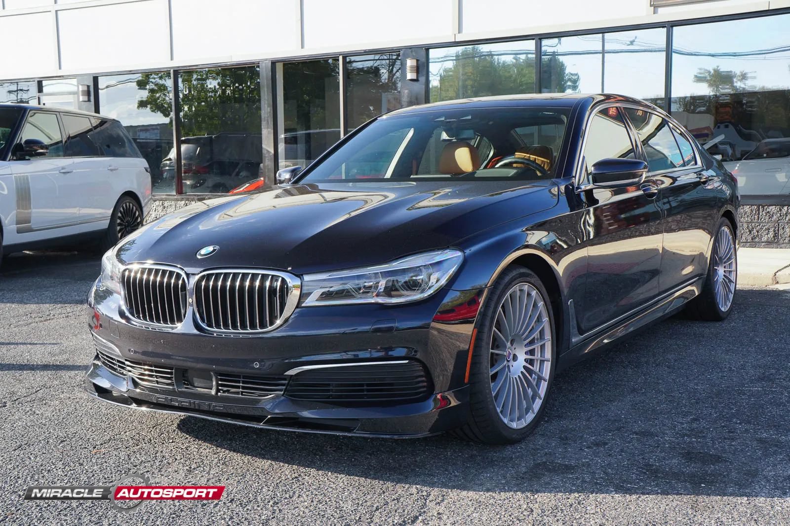 Used 2019 BMW ALPINA B7 xDrive w/ Luxury Rear Seating Package AWD/4WD image 3