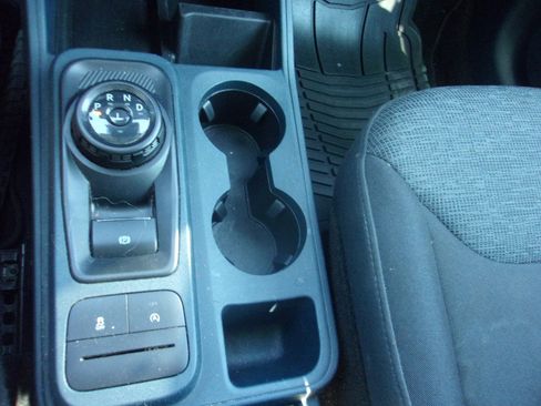 Used 2025 Ford Maverick XL AWD/4WD image 19
