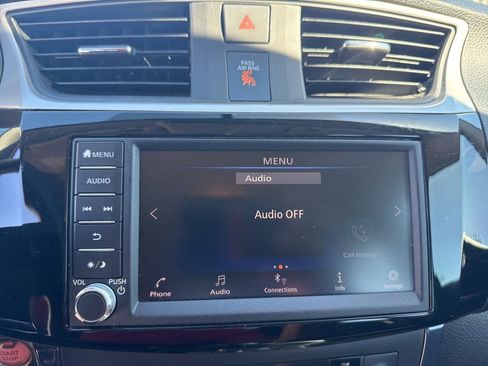 Used 2019 Nissan Sentra SR w/ Exterior Package image 16