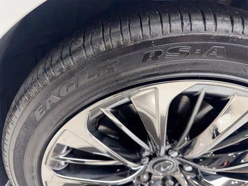 Used 2020 Lexus LS 500 image 86