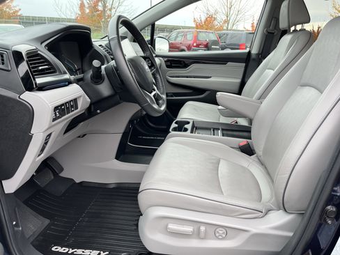 Certified 2023 Honda Odyssey Elite image 10