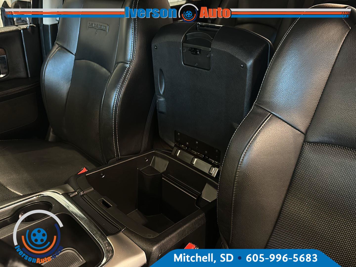 Used 2017 RAM 1500 Laramie w/ Convenience Group AWD/4WD image 23